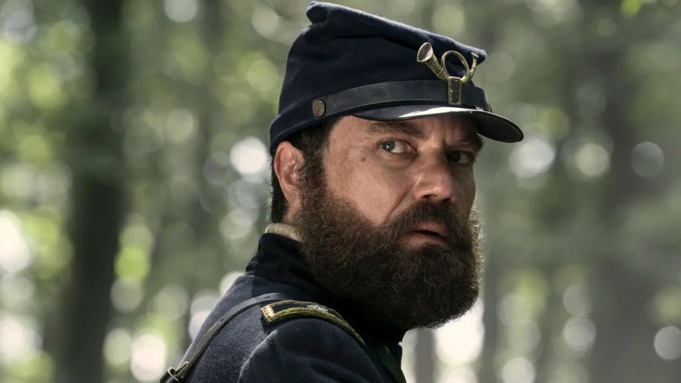 Netflix本周新片指南：21部必看推荐｜《鱿鱼游戏2》回归&德尔托罗《弗兰肯斯坦》