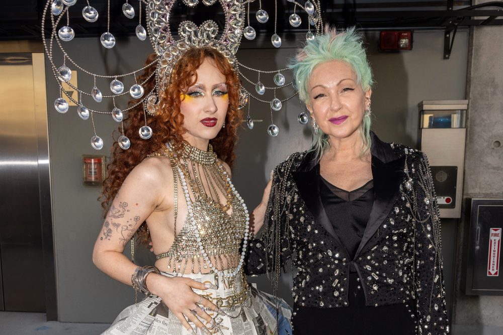 2025年摇滚名人堂入选典礼举行 辛迪·劳帕等音乐人入选